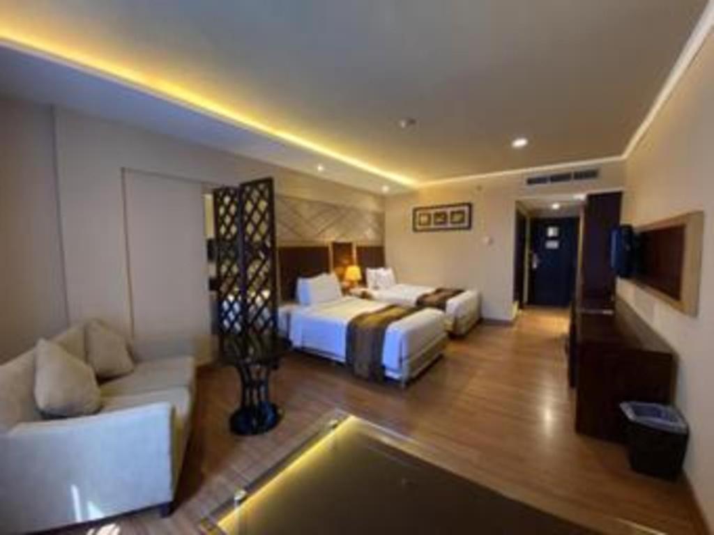 Regent'S Park Hotel Malang Exterior foto